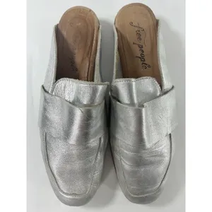 Free People At Ease Loafer Mules Silver Metallic Leather Square Toe Size 36 thumbnail 5