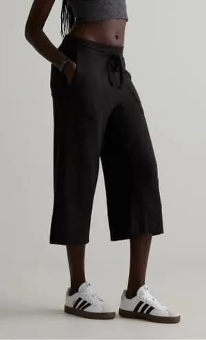 Quince Black Wide Leg Crop Pants Women Medium Drawstring Culottes Gorpcore Cozy thumbnail 1