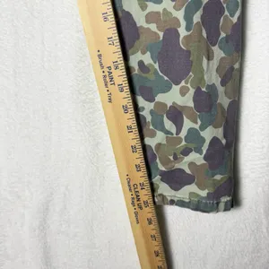 BDG Urban Outfitters Faded Camo Ankle Zip Skinny Cargo Pants Women Size 27 thumbnail 13