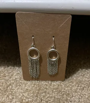 Earrings thumbnail 1