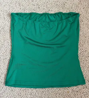 Plain green tube top blouse Size M thumbnail 2