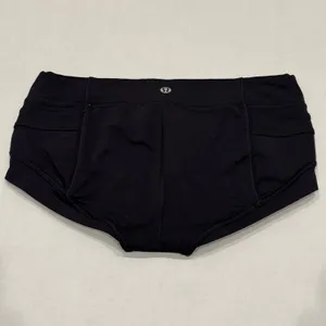 Lululemon Athletic Shorts Womens 2 Black Drawstring Low Rise Hot Yoga Volleyball thumbnail 3