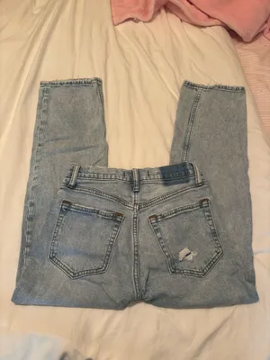 Abercrombie Jeans Ultra High-Rise Ankle Straight thumbnail 2