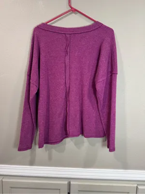 Zenana Outfitters V-Neck Ribbed Sweater in Fuchsia thumbnail 4