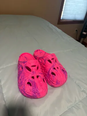 Puma Marbled Pink Slip-On Clog thumbnail 2
