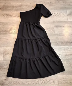 Black One Shoulder Smocked Tiered Maxi Dress Womens Size‎ Small S thumbnail 1