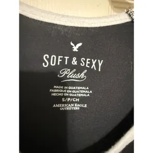 American Eagle Soft & Sexy Plush Raglan Tee Black White On Vacation Till Forever thumbnail 2