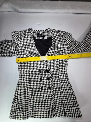 Jaggar Black and White Houndstooth Double-Breasted Blazer thumbnail 5
