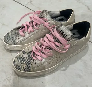 P448 Silver Metallic Sneakers Size 38 EU thumbnail 1