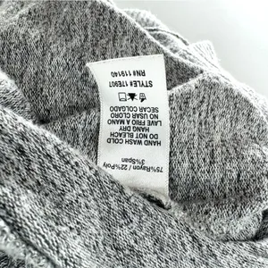 Double Zero Cozy Gray Knit Sweater Size‎ Large thumbnail 5