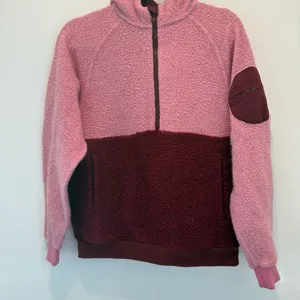 Outdoor Voices MegaFleece Half-Zip Hoodie in Truffle Pink Burgundy, Size Small thumbnail 4