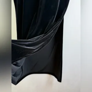 Ronni Nicole Women’s Black Velvet Maxi Skirt Y2K Goth Minimalist Stretch Sz L thumbnail 2
