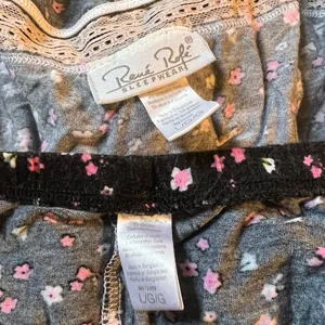 ❤️ Rene Rofe Black and Pink Pajama Sleepwear Set with pants and spaghetti top thumbnail 4