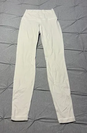 Lululemon Leggings White (crème tint) thumbnail 1