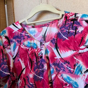 Women's Pink Abstract Print Short-Sleeve Top Large thumbnail 2