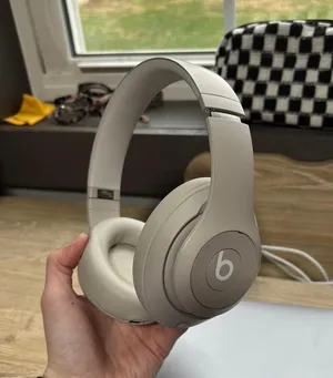 Beats Studio Pro  thumbnail 2