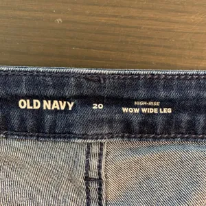Old Navy High Rise WOW Wide‎ Leg Jeans Dark Wash Size 20 Minimal Casual Everyday thumbnail 3