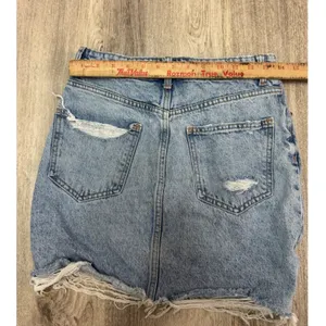 Zara Denim Mini Skirt Medium‎ M Light Wash Distressed Ripped Raw Hem Womens thumbnail 4