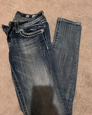 Miss Me Straight Jeans thumbnail 1