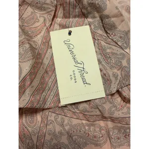 Universal Thread Pink‎ Bandana Paisley Ruffle Tiered Mini Skirt XS thumbnail 2