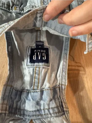Women’s GAP Loose Fit Light Blue Denim Pants Overalls Size Medium thumbnail 2