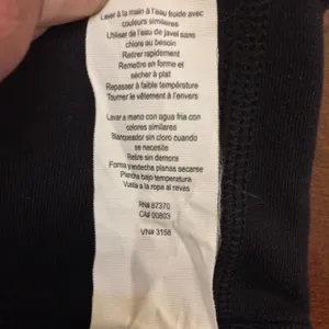 Alo airbrush legging gold black medium thumbnail 9
