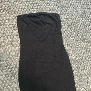 Misguided Black Strapless Stretchy Midi Dress Size 6 thumbnail 3
