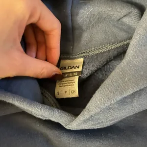Gildan Kind Words Cost Nothing Hoodie thumbnail 2