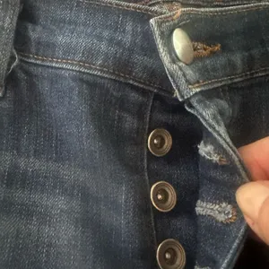 J Brand straight leg dark wash size 30‎ thumbnail 3