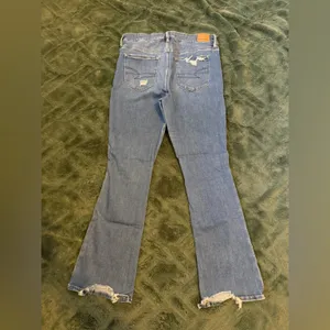 American Eagle high rise bootcut jeans thumbnail 2