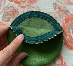 American Apparel Leather coin purse carry all pouch round shape thumbnail 2
