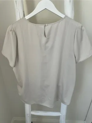 J. Crew Light Cream Flutter Short-Sleeve Slight Textured Blouse Size 12 thumbnail 2