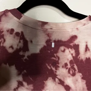NOBULL Women's‎ Long Sleeve Burgundy Tie-Dye Top thumbnail 8