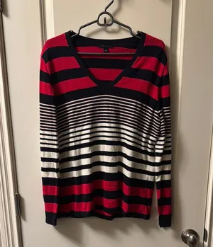 Tommy Hilfiger V-Neck Sweater thumbnail 1