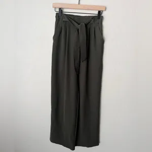 Lululemon noir wide leg belted pants Olive green 4 thumbnail 5