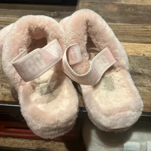 Ugg pink women’s slippers‎ size 9 thumbnail 4