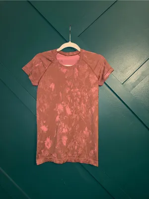 Lululemon Swiftly Tech Short Sleeve Shirt 2.0 - Shadow Bloom Roasted Brown Brier Rose thumbnail 2