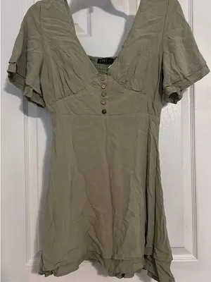 Very J Sage Green V-Neck Flutter Sleeve Romper thumbnail 2