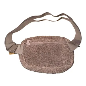PINK Tank Sherpa Belt‎ Bag thumbnail 4