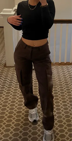 Aritzia TNA Cargo Brown Pants thumbnail 1