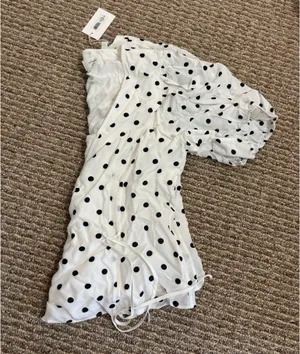 Aritzia Wilfred Wrap Blouse thumbnail 4