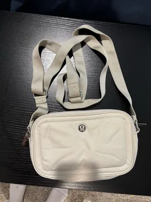 Lululemon Camera Bag thumbnail 1