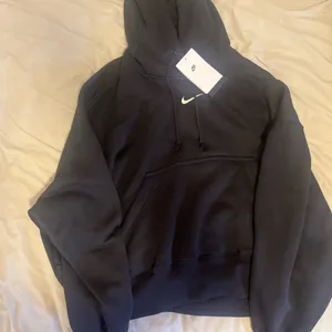 New with tags black Nike hoodie thumbnail 1