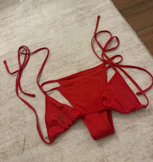 Frankie's Bikinis Bikinis x Pamela Anderson thumbnail 1