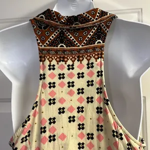 Free People Sleeveless Collared Boho Flowy Key Hole Tank V-Neck Tunic- Medium thumbnail 10