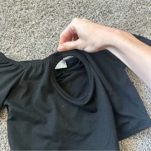 Elegant Black Off thumbnail 3