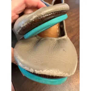 Tieks taupe slip on foldable flats women's size 9- see desciption thumbnail 5