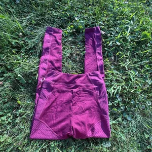 Gymshark True Texture Leggings- Dark Ruby thumbnail 6