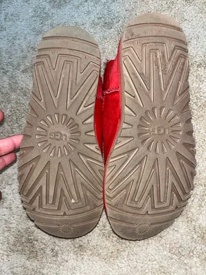 UGG Red size 6.5-7 women’s thumbnail 3