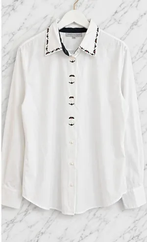 Northern Isles white cotton holly embroidered neckline button down 16 thumbnail 10